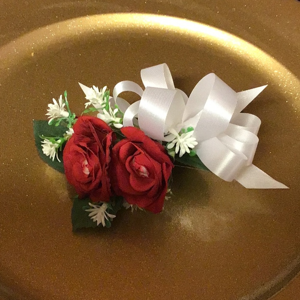 Beautiful hand made corsage - Red Rose